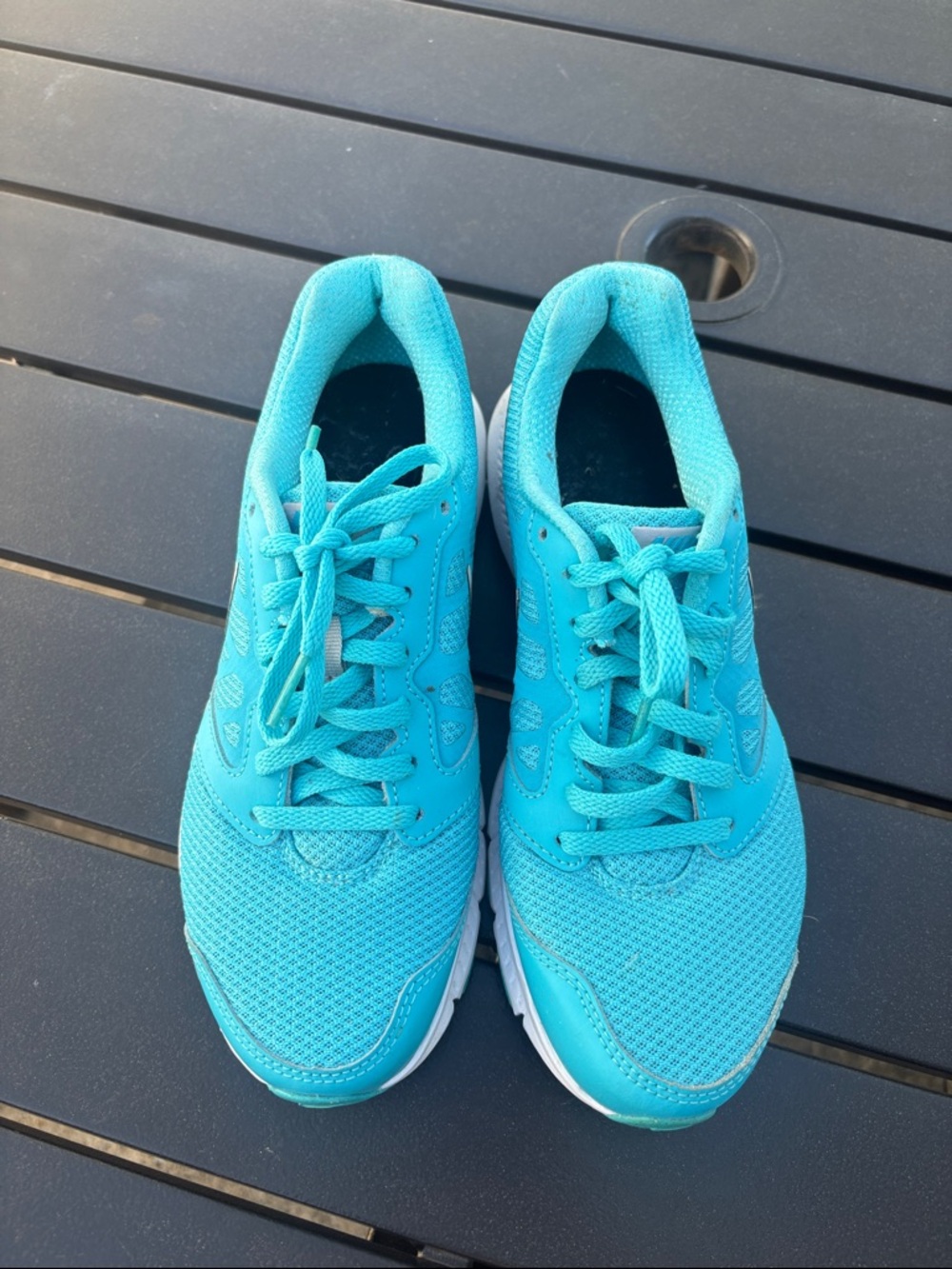 Nike Turquoise/Teal Women's Running Shoes - Picture 2 of 6